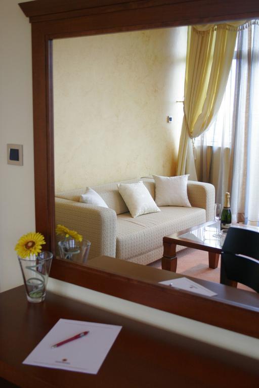Panorama City Inn 스렘스키카를로브치 외부 사진