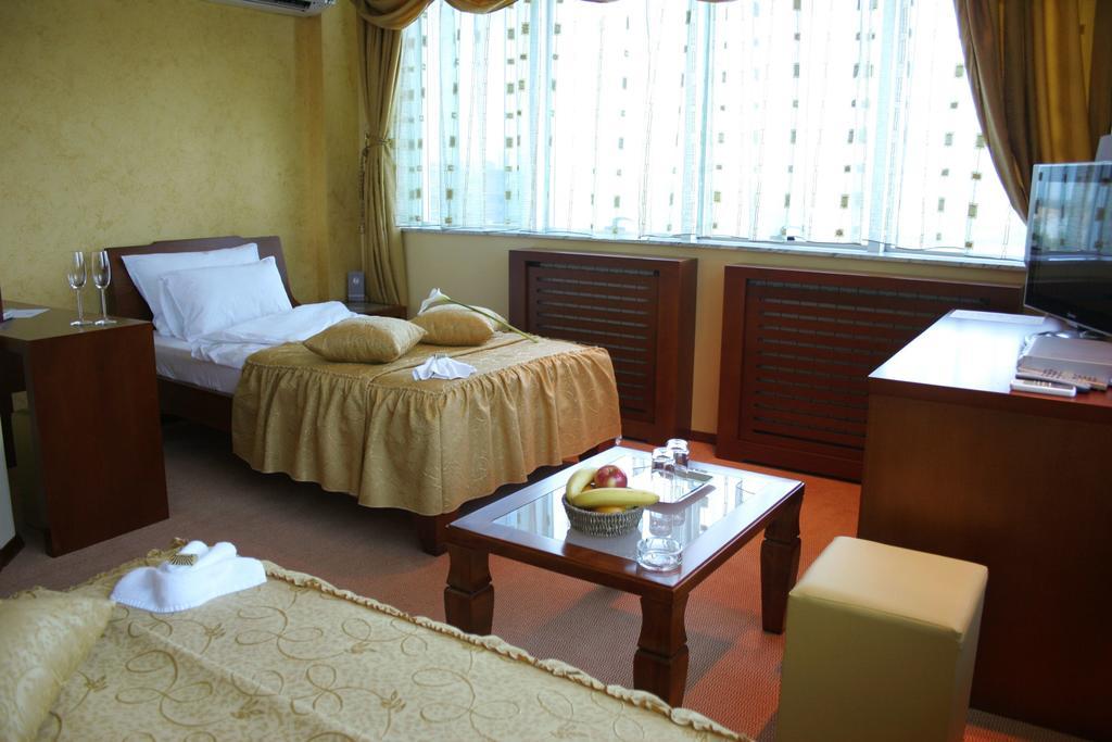 Panorama City Inn 스렘스키카를로브치 외부 사진