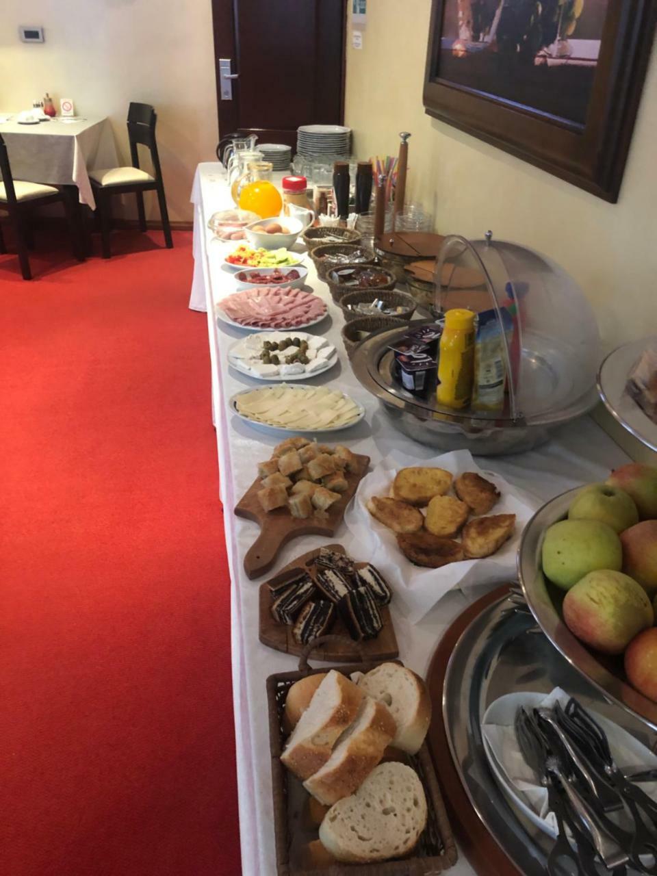 Panorama City Inn 스렘스키카를로브치 외부 사진